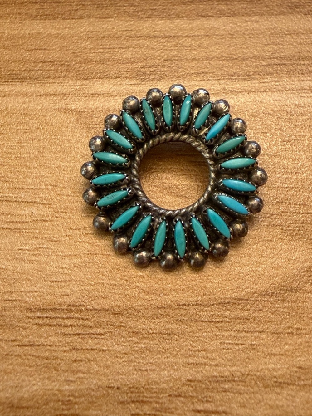 VTG Zuni sterling silver Turquoise Petit Point sunburst Brooch/pendant - signed